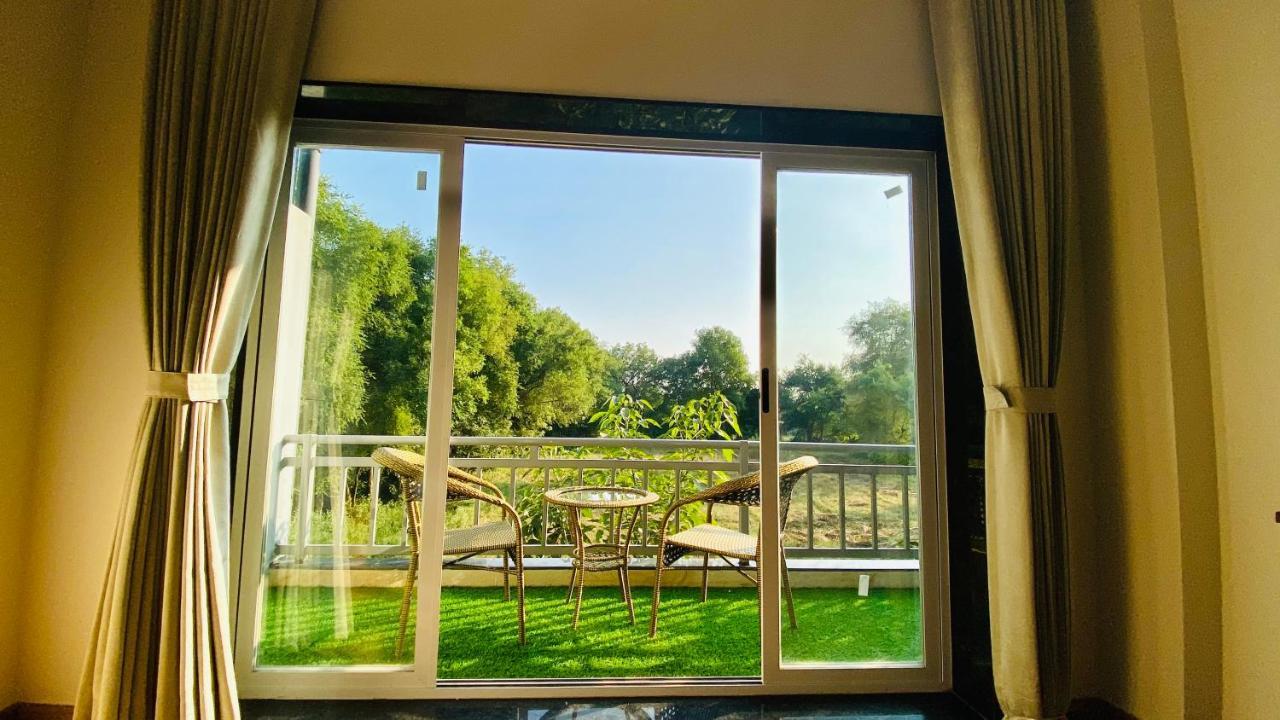 Krishna Riverside Resort Vasad Екстер'єр фото