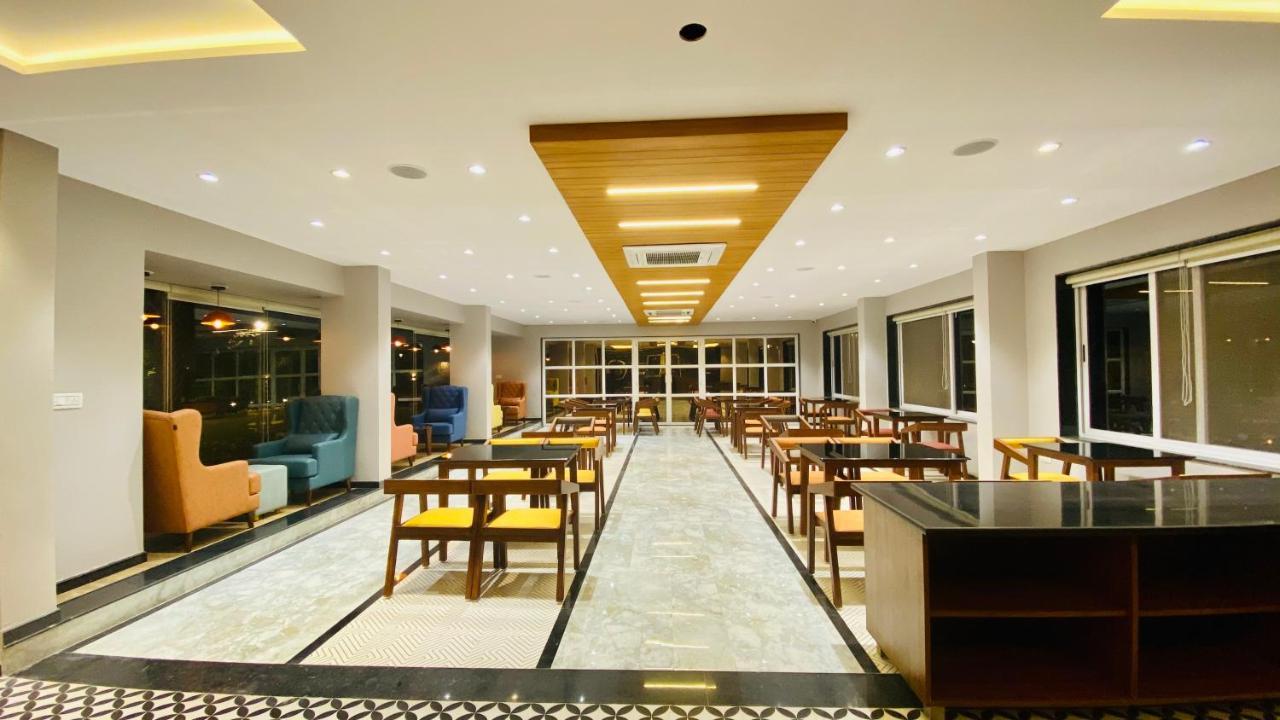 Krishna Riverside Resort Vasad Екстер'єр фото