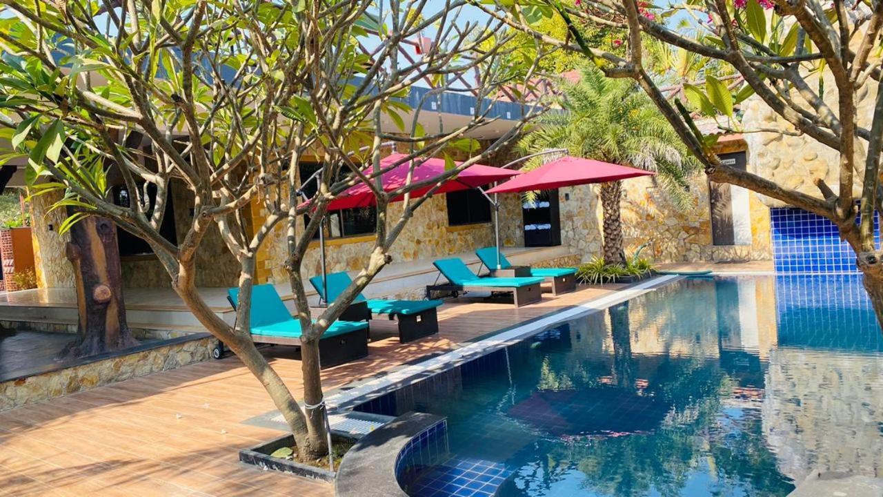 Krishna Riverside Resort Vasad Екстер'єр фото