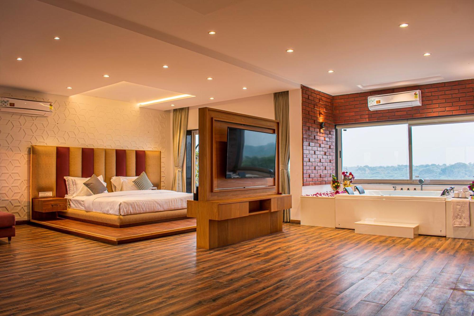 Krishna Riverside Resort Vasad Екстер'єр фото