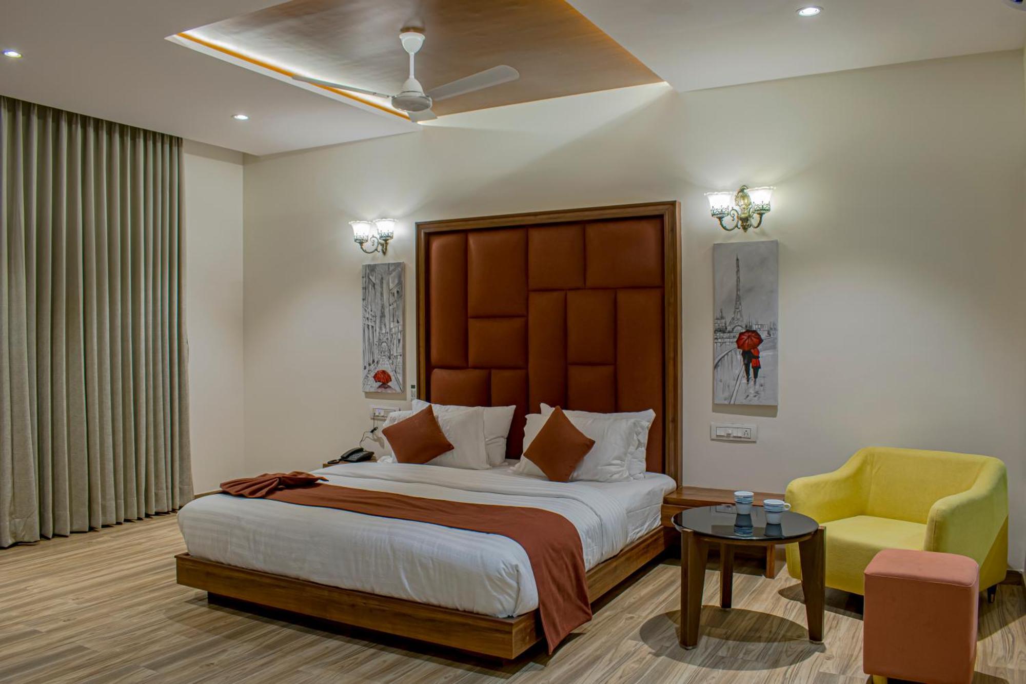 Krishna Riverside Resort Vasad Екстер'єр фото