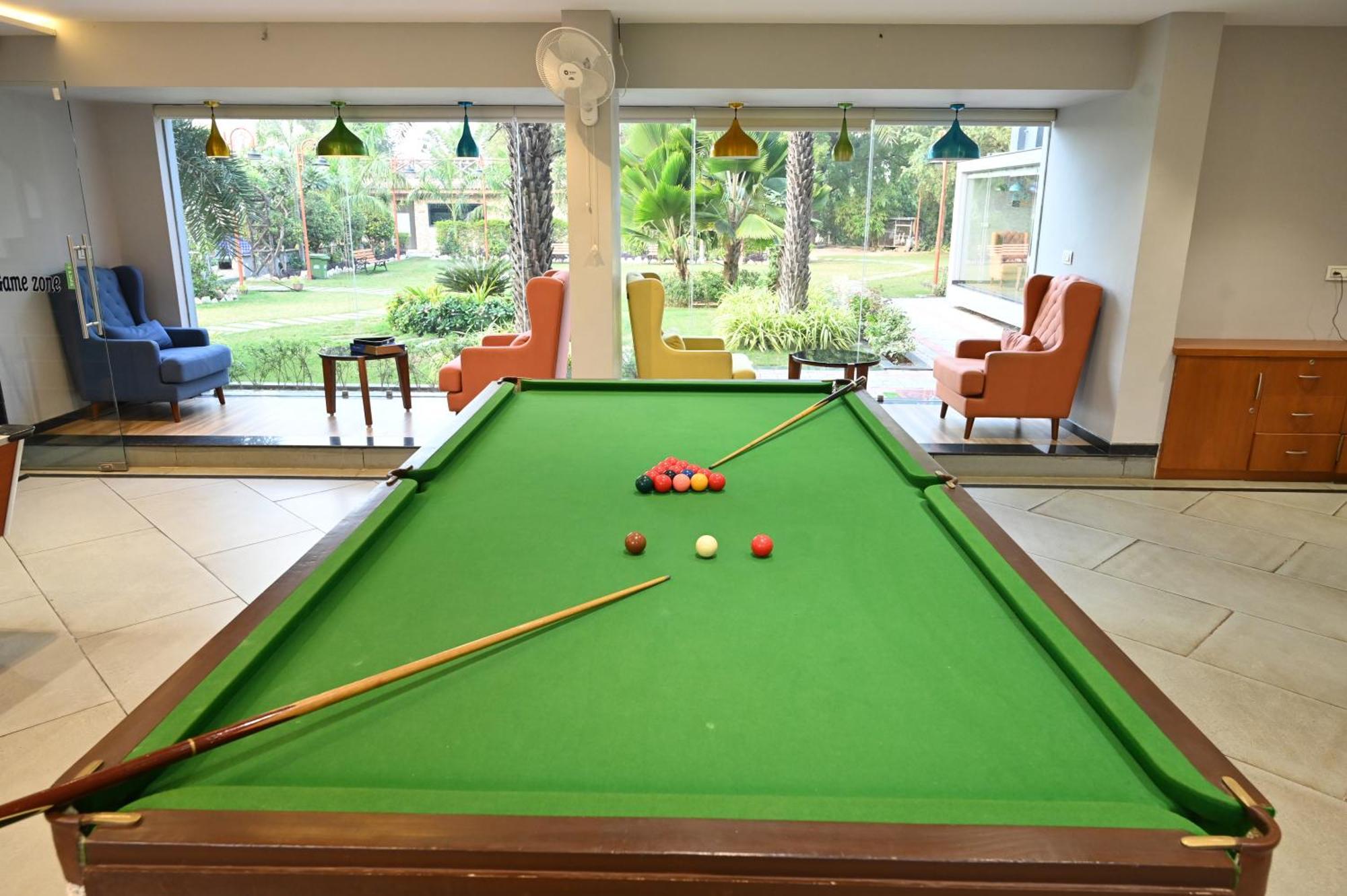 Krishna Riverside Resort Vasad Екстер'єр фото
