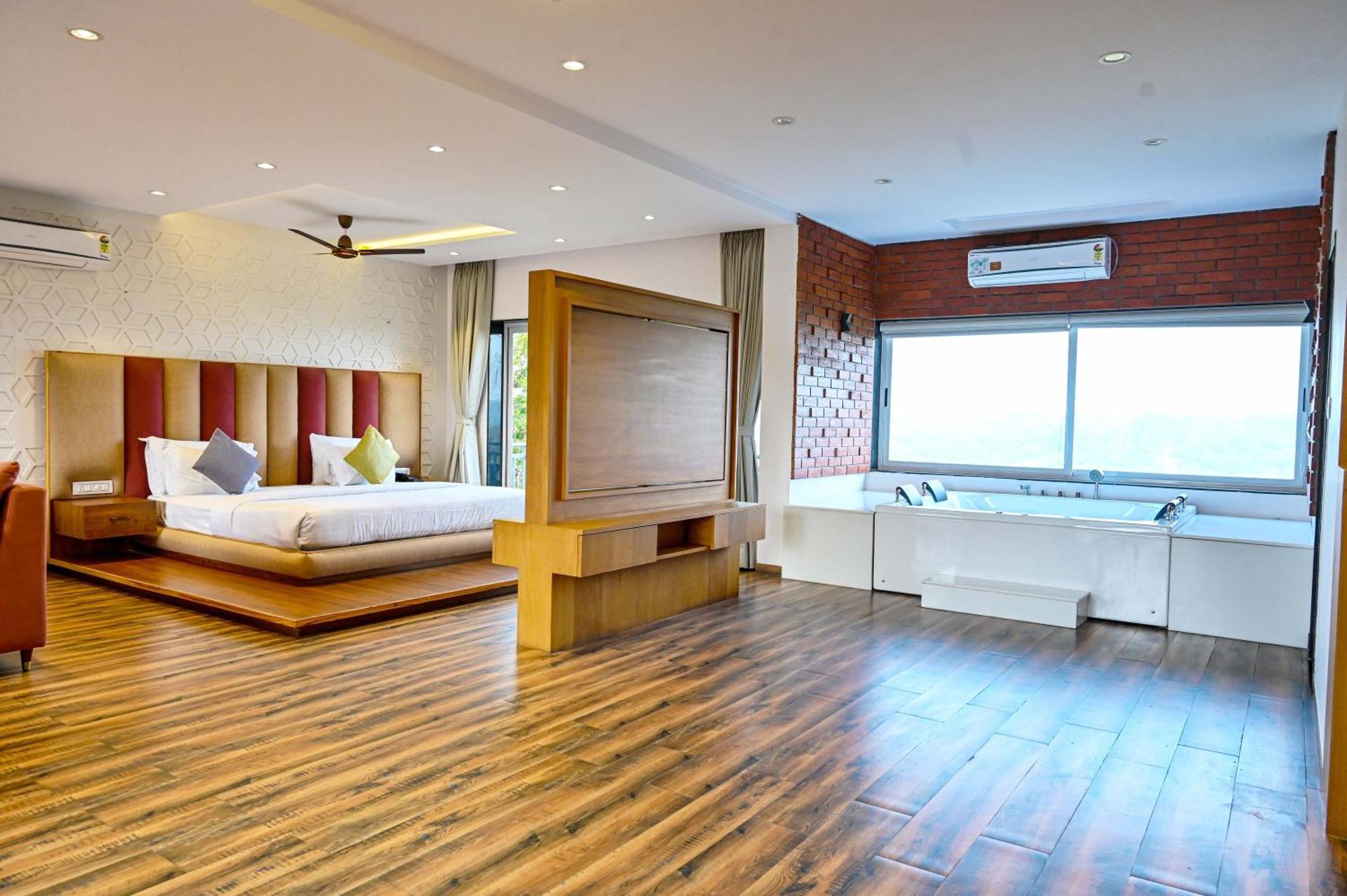 Krishna Riverside Resort Vasad Екстер'єр фото