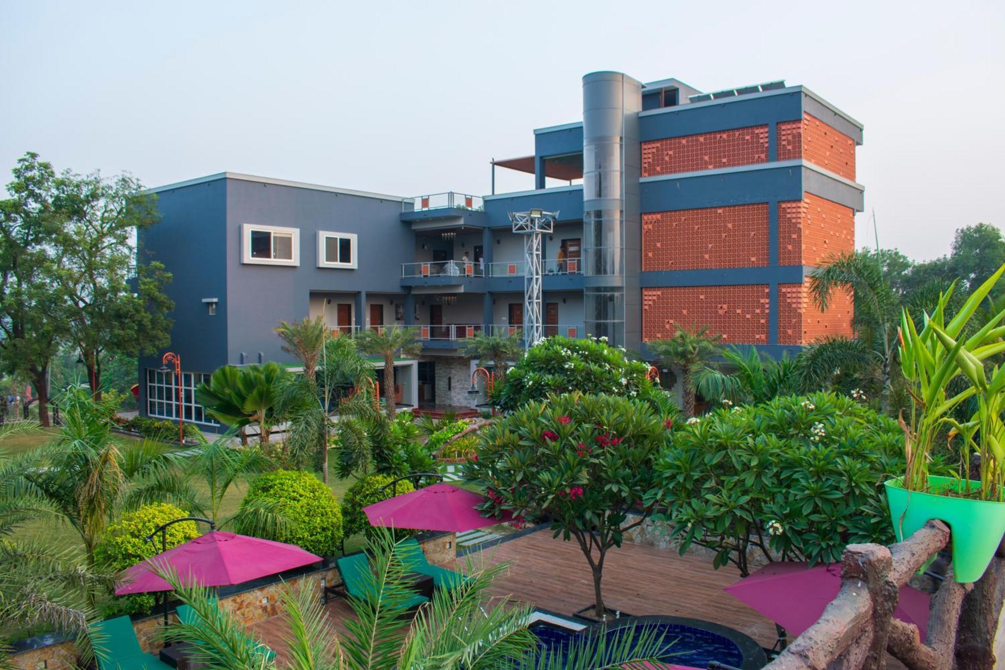 Krishna Riverside Resort Vasad Екстер'єр фото